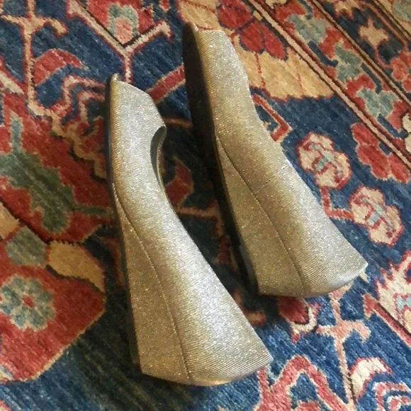 Cl by Laundry Metallic Peep Toe Wedge - Picture 3 of 5